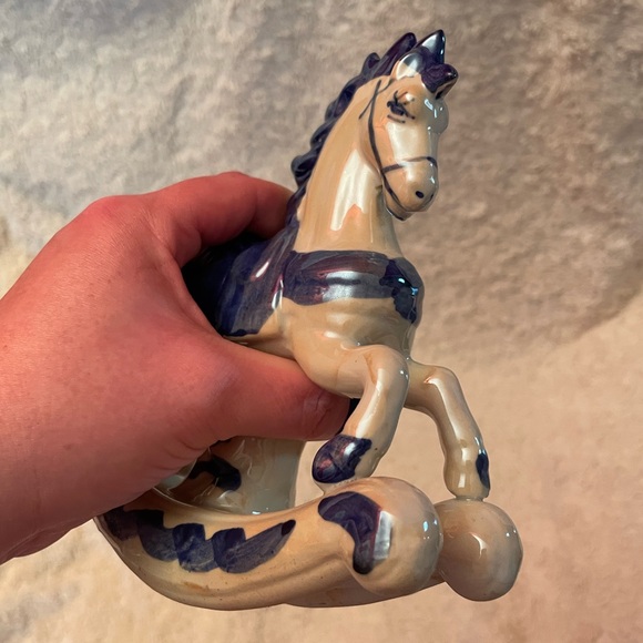 Rare Vintage Porcelain Rocking Horse Blue & White Iridescent Excellent Condition - Picture 6 of 9
